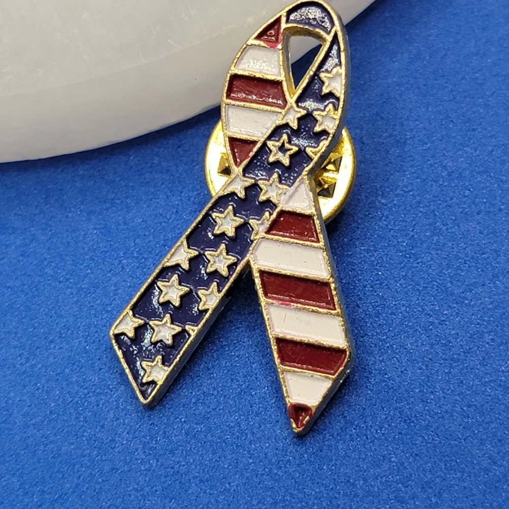 Vintage Stars and Stripes USA Flag Ribbon Traditional Gold Lapel Hat Pin